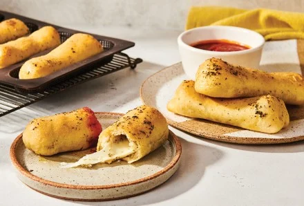 Cheese-Stuffed-Breadstick